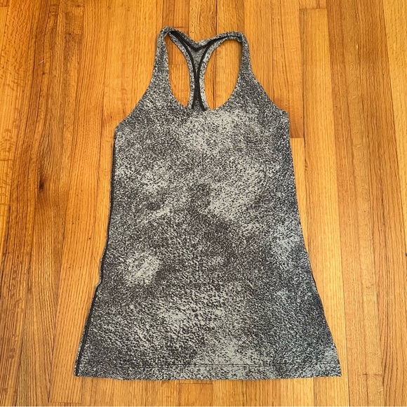 Lululemon Cool Racerback II Luon Spray Jacquard White Black unsure of side @ - Picture 5 of 12